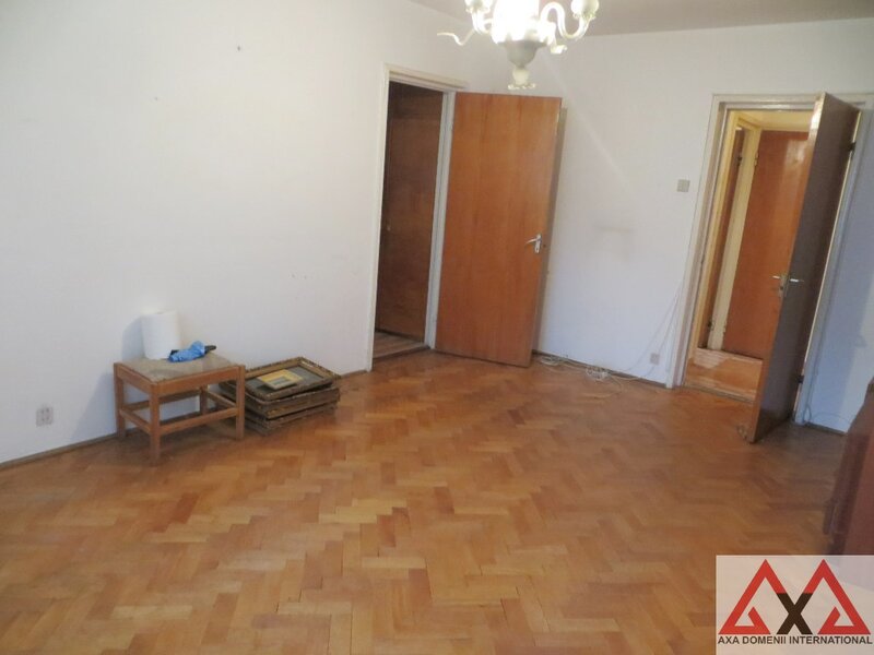 Titan, metrou Nicolae Grigorescu, apartament 4 camere, etaj 1, bloc H.